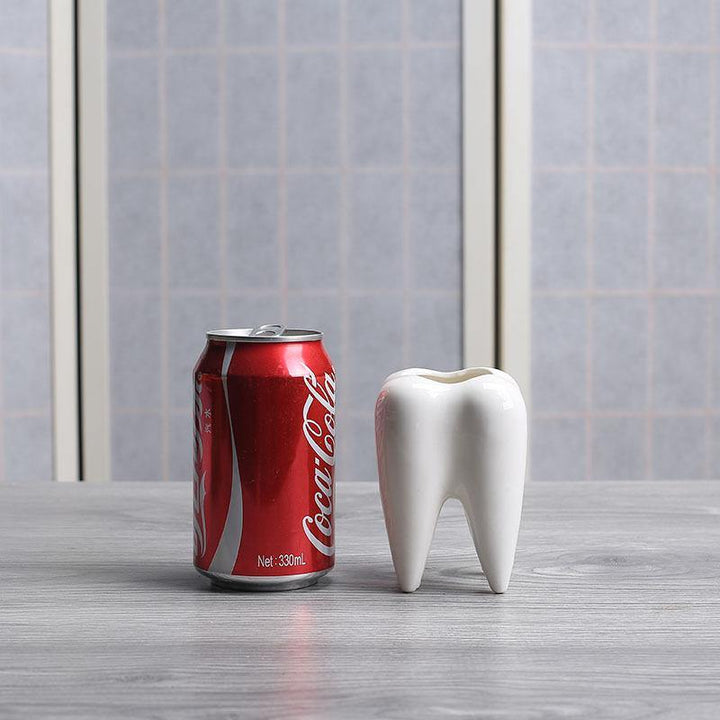 Skanto | Tannformet Hvit Keramikk Moderne Blomsterpotte