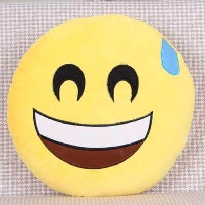Fullstendig Emoji pute | Skanto