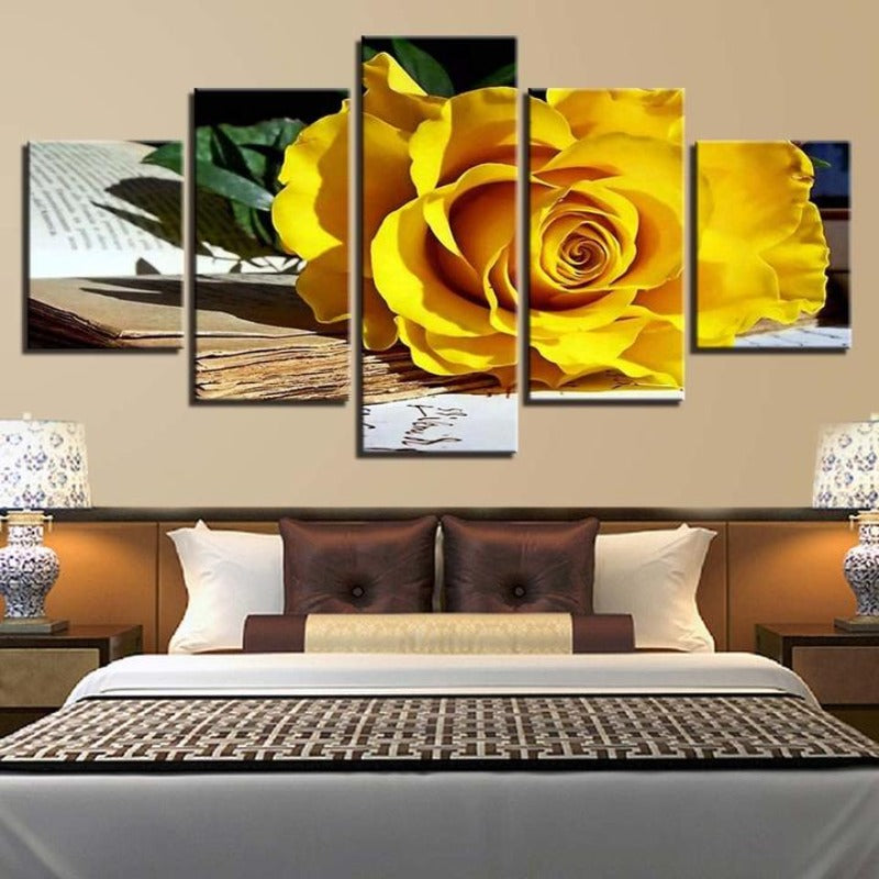 Fallen Yellow Rose - Lerret Veggkunst Maleri