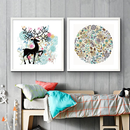 Nordiske hjort, fugler, blomster – Natur – lerretbilde