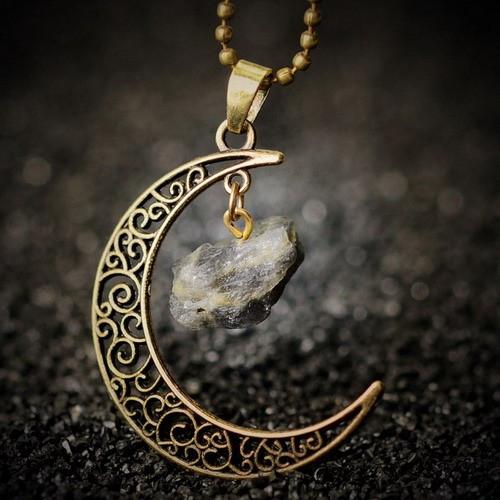 Healing Crystal Necklaces | Skanto
