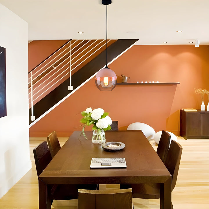 LED-pendellampe i glass – Moderne, skandinavisk design for stilige oppholdsrom