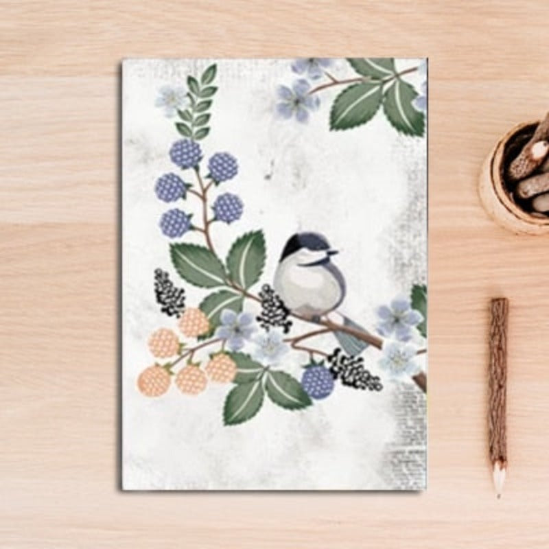 Nordisk vintage lerretsbilde med blomster, fugler og sommerfugler