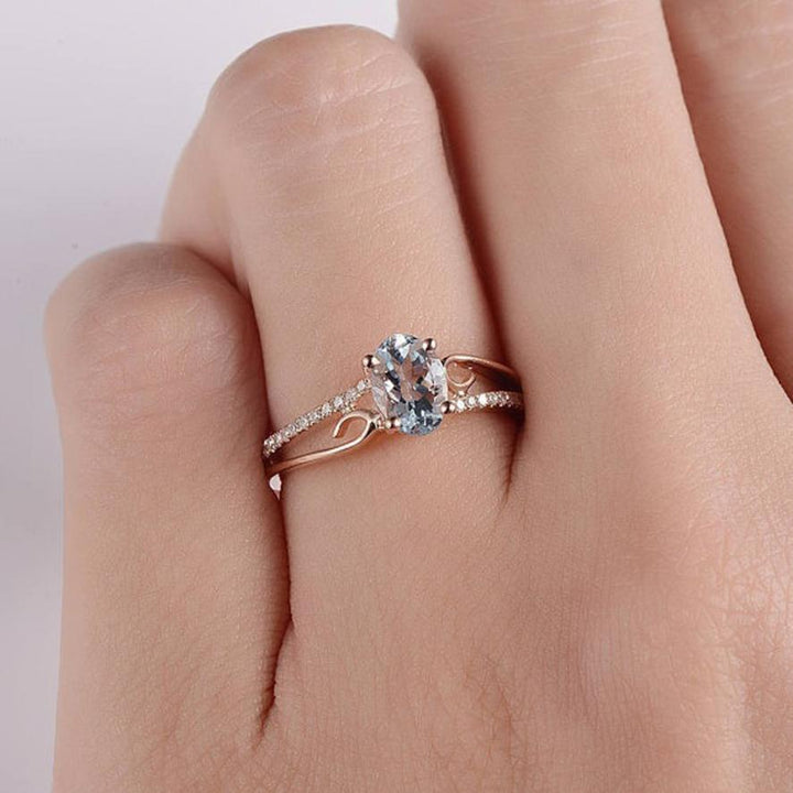 Oval Cut Rose Gold Double to Single Band Ring | Skanto