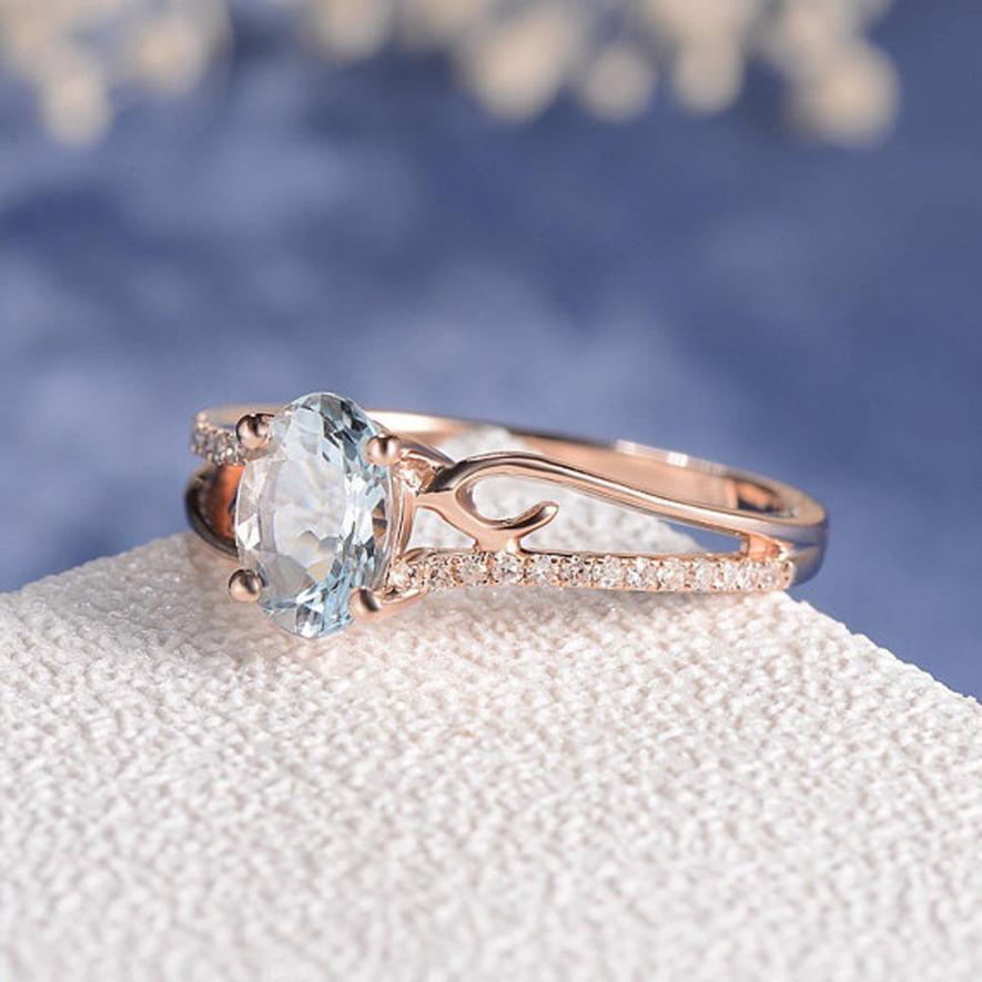 Oval Cut Rose Gold Double to Single Band Ring | Skanto