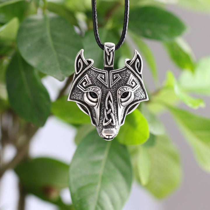 Norse Wolf Head Necklace - Gratis frakt! | Skanto