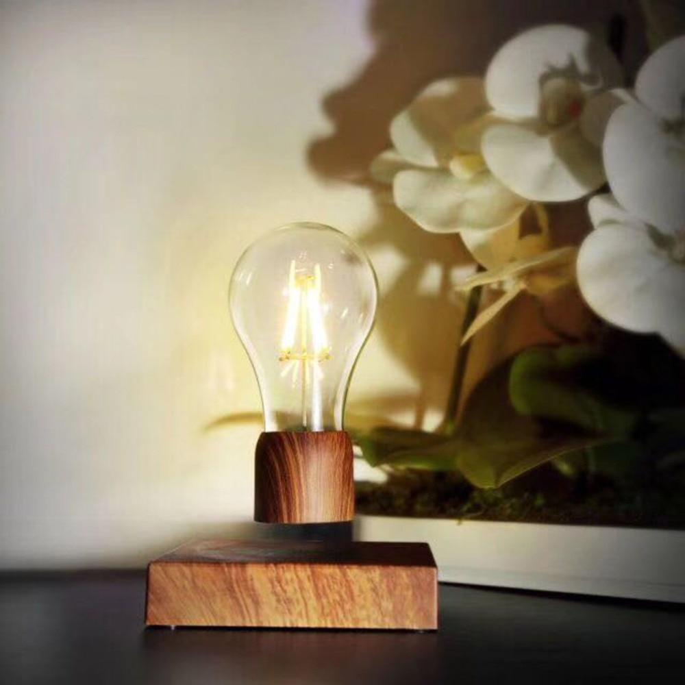 Skanto | Original magnetisk svevende skrivebordslampe med trebase