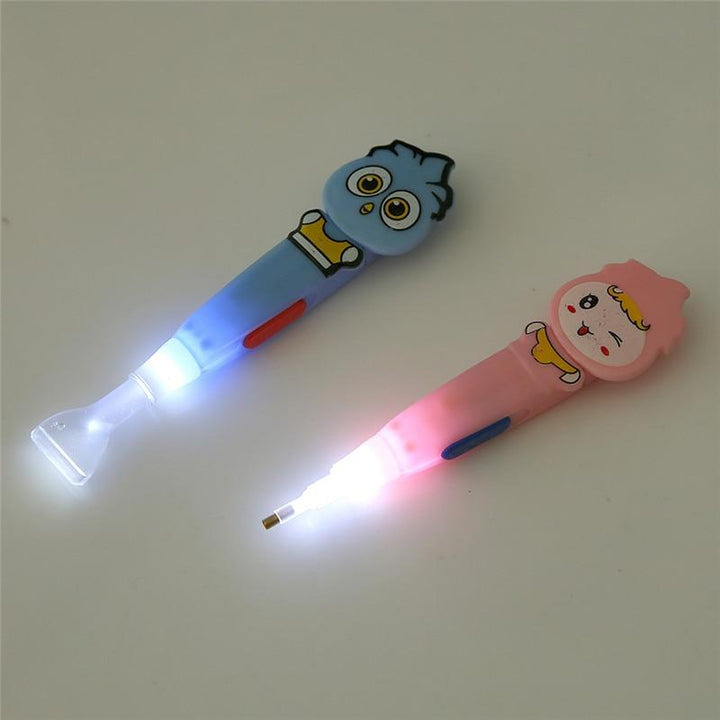 Diamond Painting LED Penn | Skanto