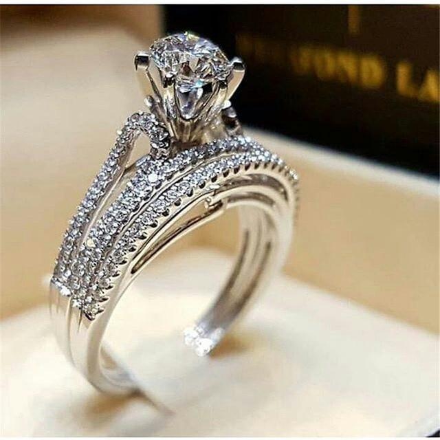 Elegant forlovelses- og giftering-sett | Skanto