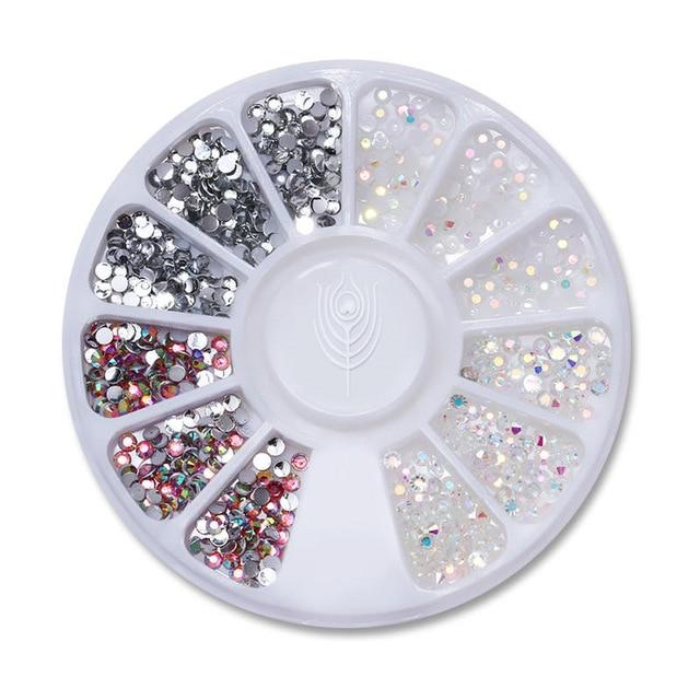 Rhinestone Nail Art Perler | Skanto