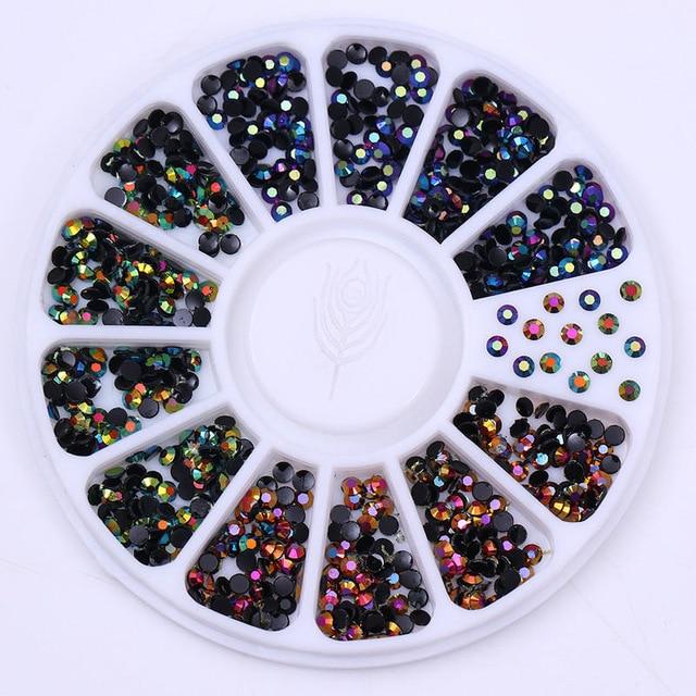 Rhinestone Nail Art Perler | Skanto