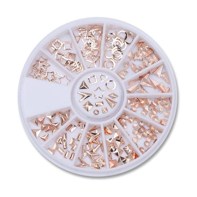 Rhinestone Nail Art Perler | Skanto