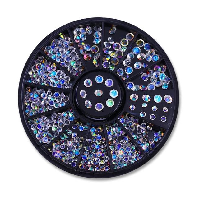 Rhinestone Nail Art Perler | Skanto