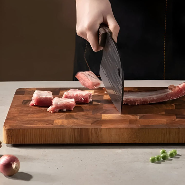 Skanto | TIMBERSERVE – Antibakteriell Akasie Tre Skjærefjøl med Elegant Sjakkbrettdesign
