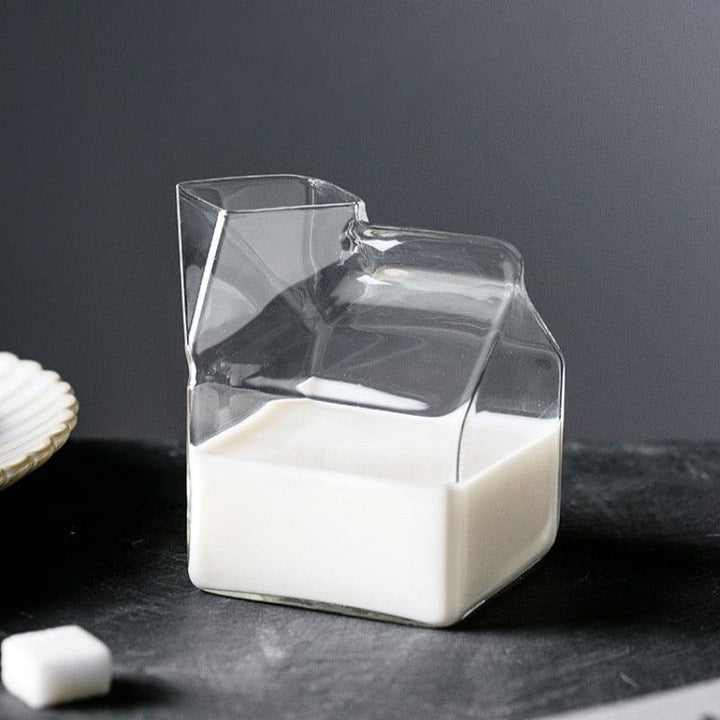 Skanto | Quad Base Cup - Milk Carton Style Jug
