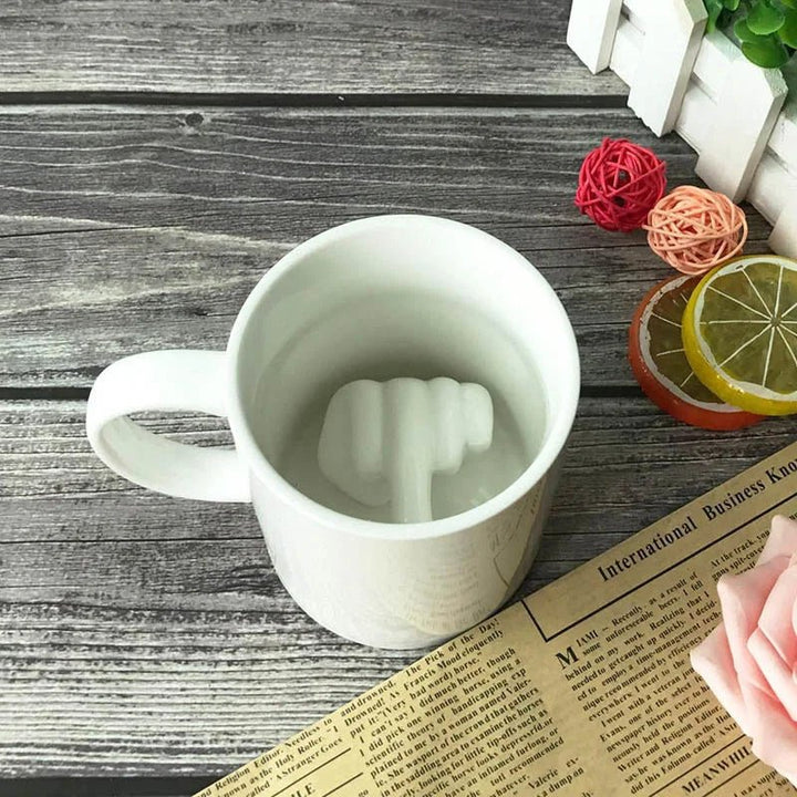 Skanto | REBELSIP – Morsom keramisk kaffekopp med skjult midtfinger-design