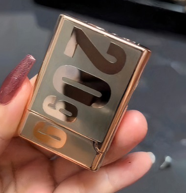 Skanto | Metall Elegant Kreativ Vindbestandig Tenner