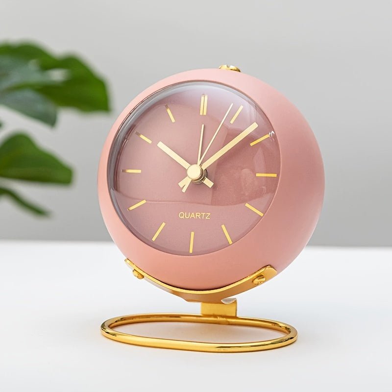Skanto | Buzzley Retro Stille Vekkerklokke – Vintage Metall Analog Klokke med Nattlys