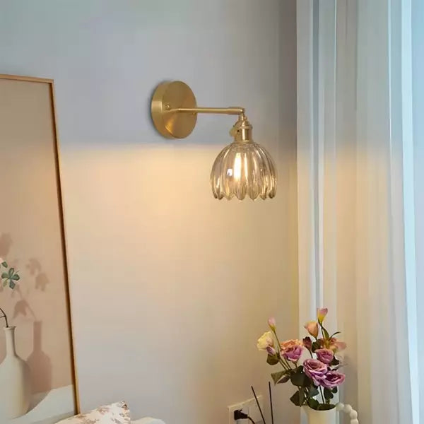RetroLume – Tulip-formet Glass Vegglampe med Vintage Sjarm Skanto