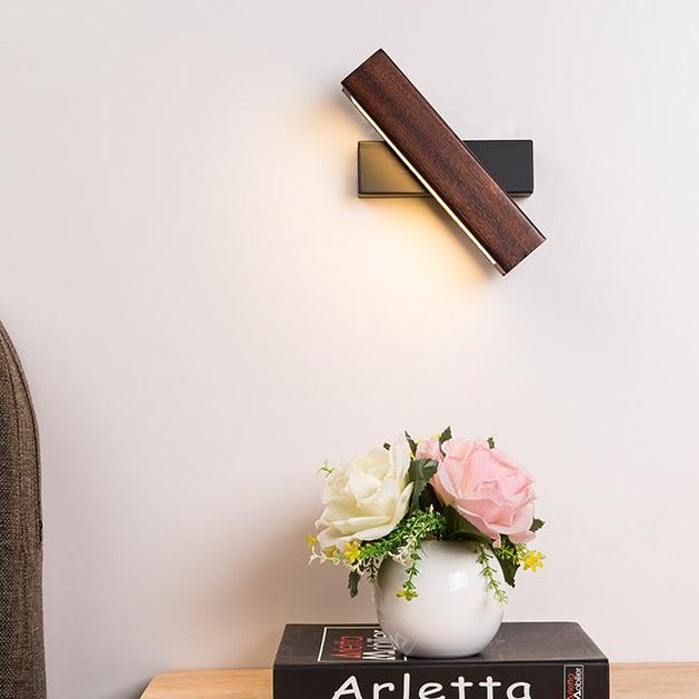 Skanto | Rotérbar Tre LED Vegglampe - Jasper