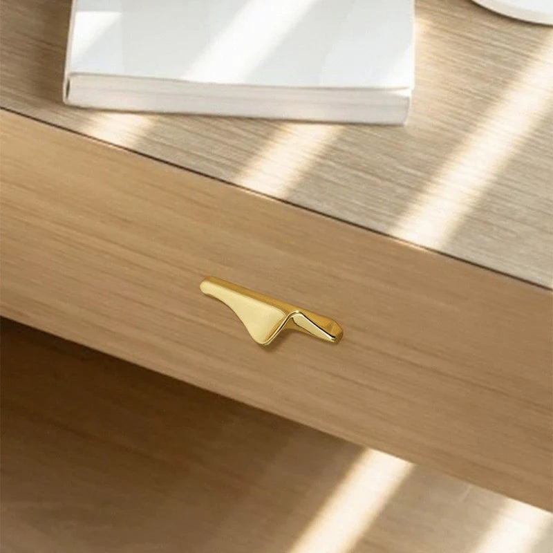 S-formet luksuriøse skapdørhåndtak Moderne kunstneriske dør- og skuffe-håndtak | Skanto