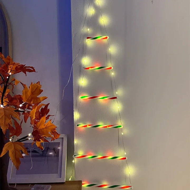 Skanto | Julenisse Klatrestige med LED – 8 Modus Utendørs Juledekorasjon