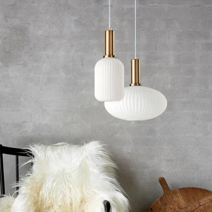 Skanto | LuxePrism – Elegant Glass Pendant Light with a Touch of Luxury