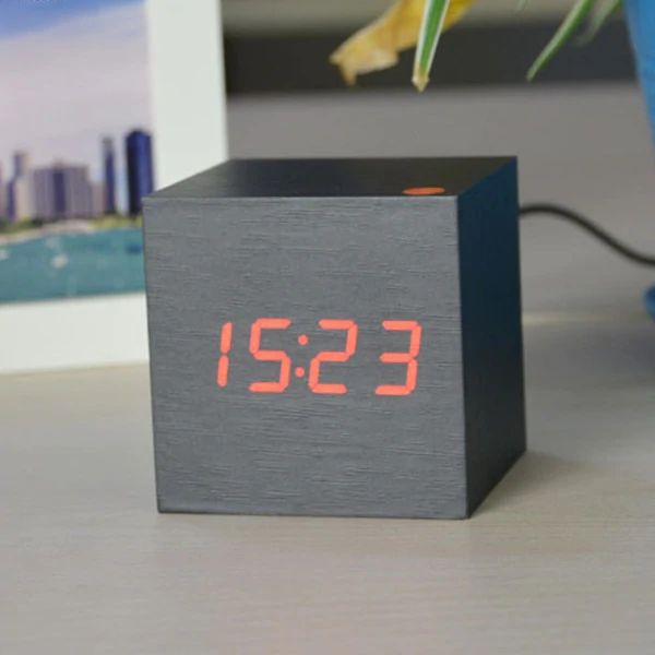 Skanto | Cube Digital Bordklokke Moderne Interiørdekor