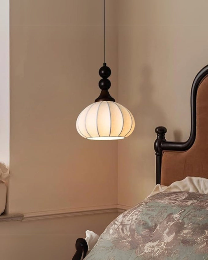 Skanto | Silke myk bordlampe med varmt lys