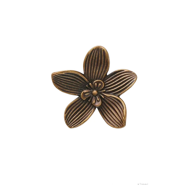 Single Hole Creative Petal Cabinet Knobs Furniture Handles Drawer Pull | Skanto
