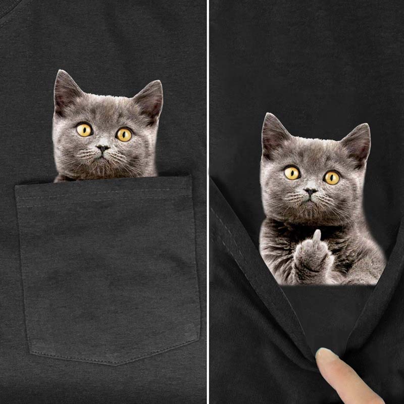 Skanto | Lommer Midt Finger Katt T-skjorte