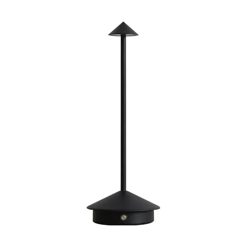 Skanto | Elegant oppladbar metallbordlampe