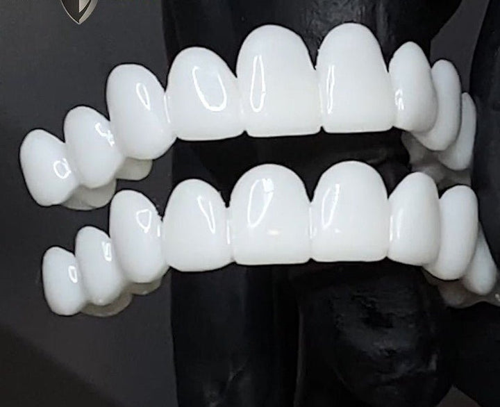 Skanto | FLEXIDENT – Naturlig-utseende tannfasetter for daglig selvtillit