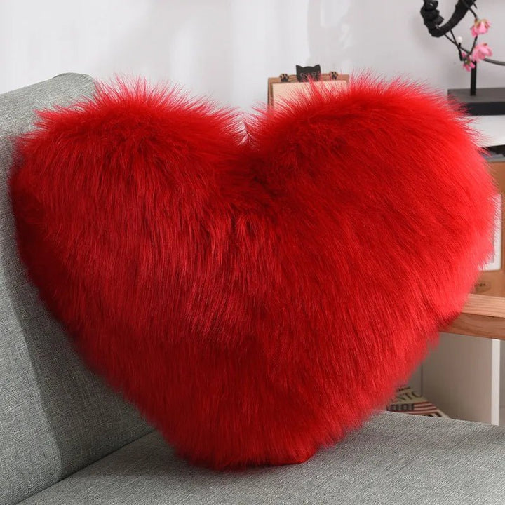 Myk hjerteformet fluffy sofa pute i myk polyester | Skanto