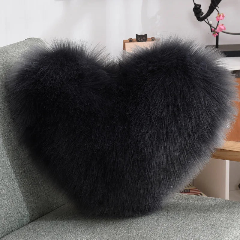 Myk hjerteformet fluffy sofa pute i myk polyester | Skanto