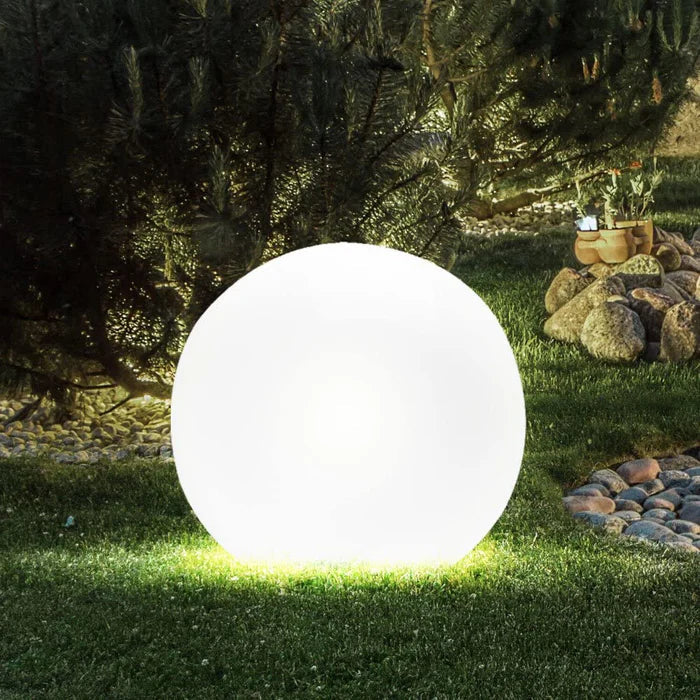 Skanto | Spherical Garden Lighting - GlowSphere