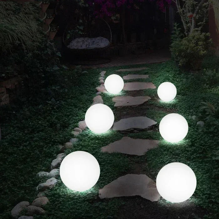 Skanto | Spherical Garden Lighting - GlowSphere