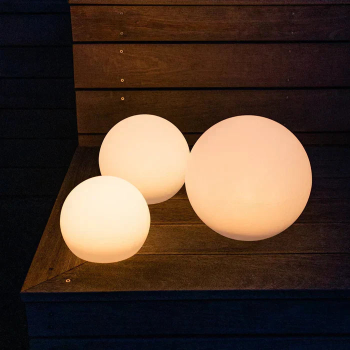 Skanto | Spherical Garden Lighting - GlowSphere
