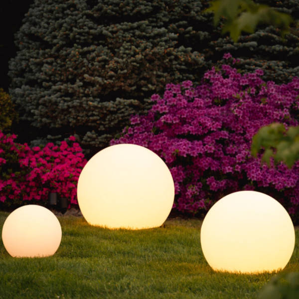 Skanto | Spherical Garden Lighting - GlowSphere
