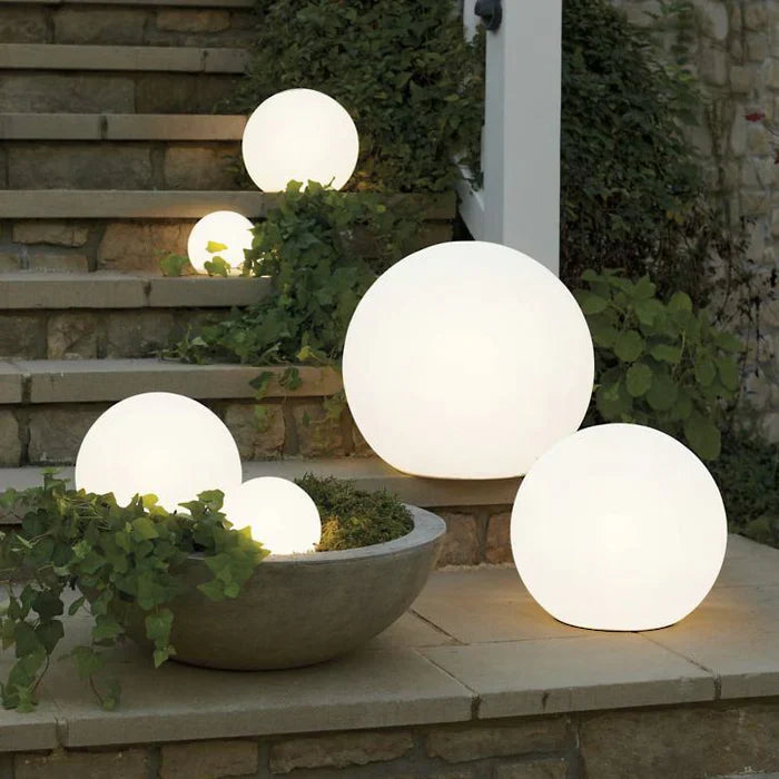 Skanto | Spherical Garden Lighting - GlowSphere