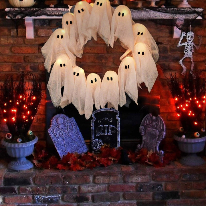 Skanto | SPOOKGLOW – LED Spøkelseskrans med 12 Opplyste Ånder
