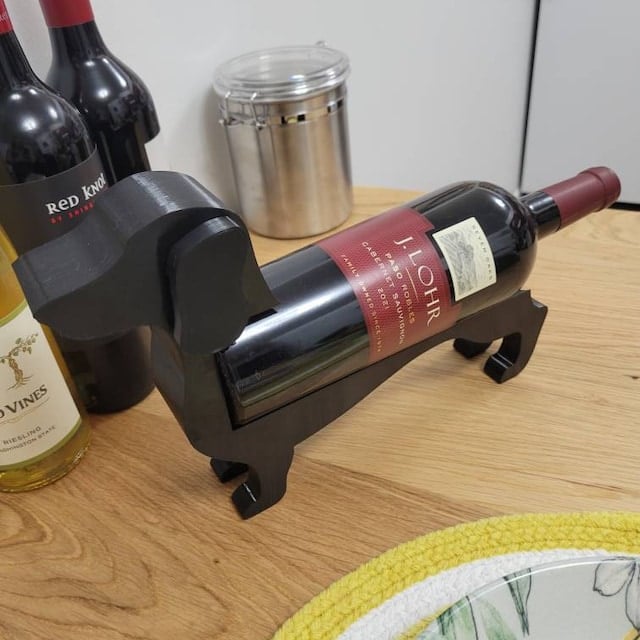 Skanto | Vinflaskeholder Formet Som En Dachshund