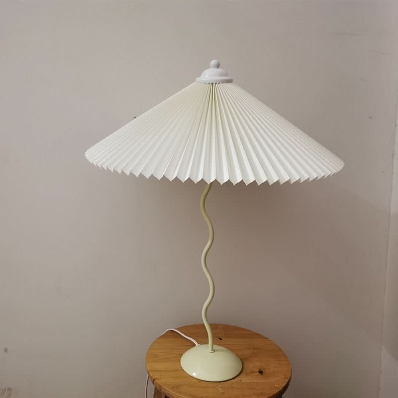 Skanto | Squiggle Paraply Bordlampe – Moderne Twirl Design med Krom Finish