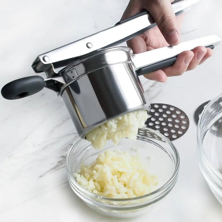 Rustfritt Stål Potetpresse med 3 Finhetsplater | Skanto