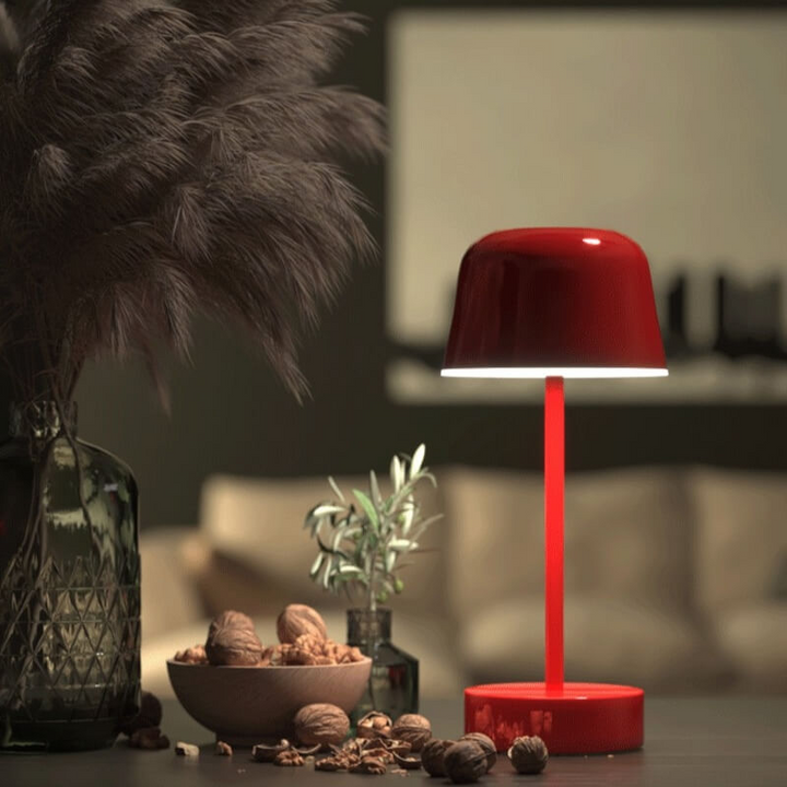 Skanto | Bordlampe med moderne metall dimbar design