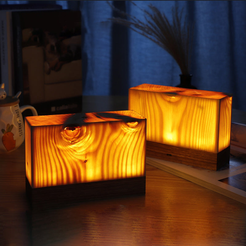 Frendorf | Stilig LED Bordlampe - WoodGlow