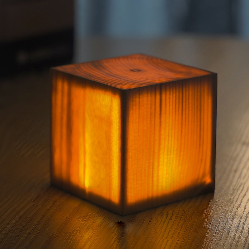 Frendorf | Stilig LED Bordlampe - WoodGlow