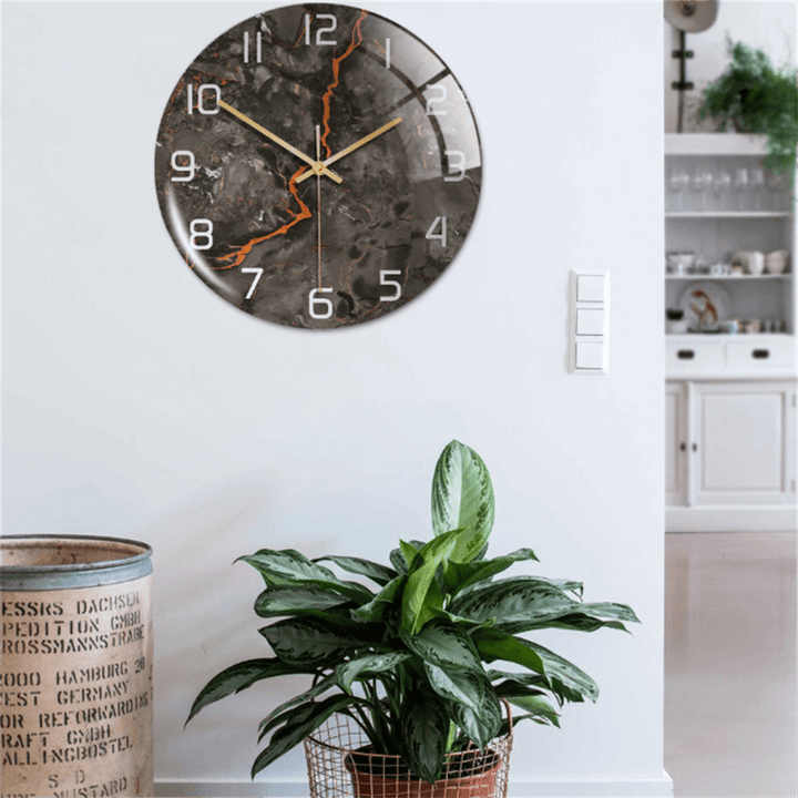 Skanto | Stilig Veggklokke med Marmorstruktur - MarbleTime