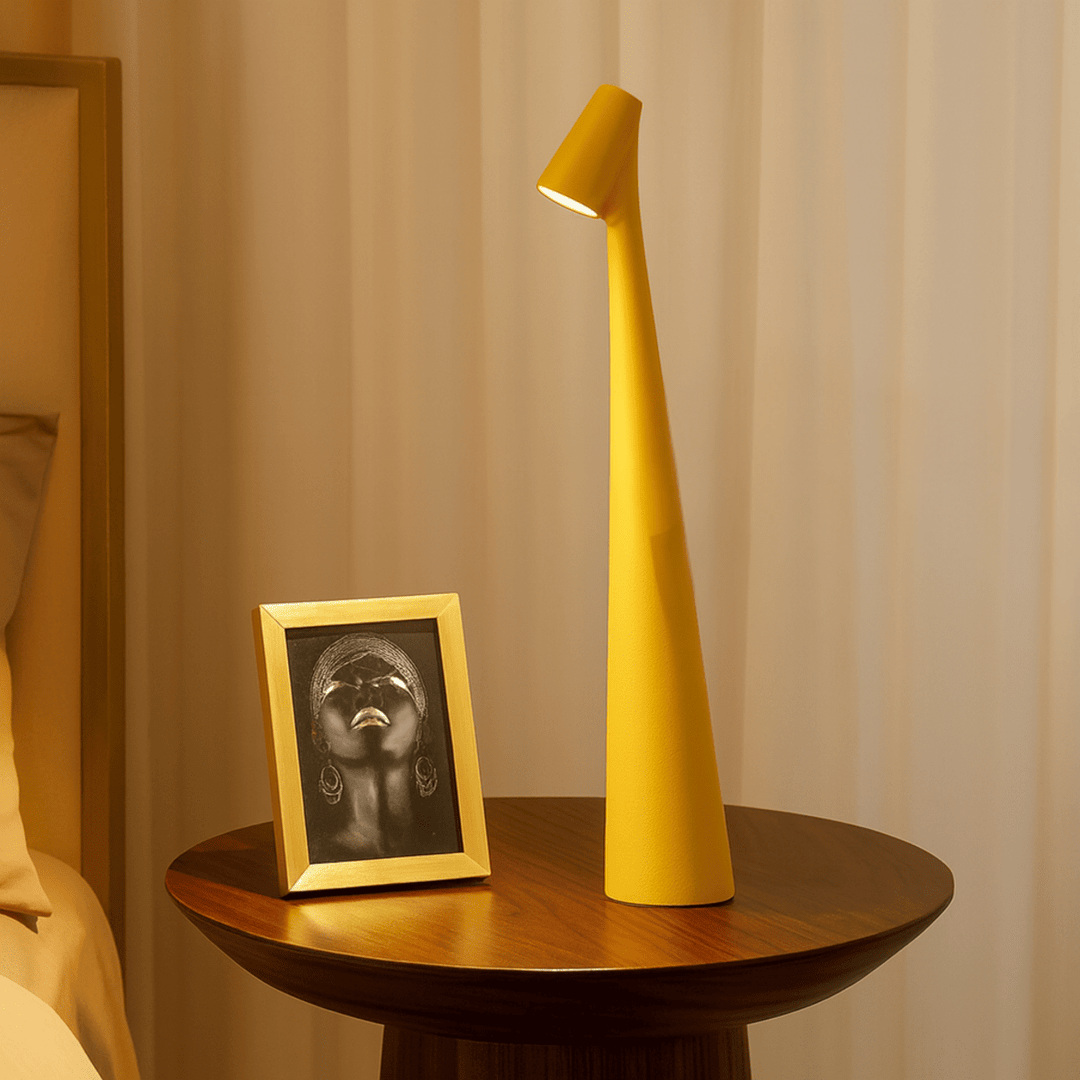 Skanto | EVOLUCE – Oppladbar Bordlampe med Moderne Design & Lang Batteritid