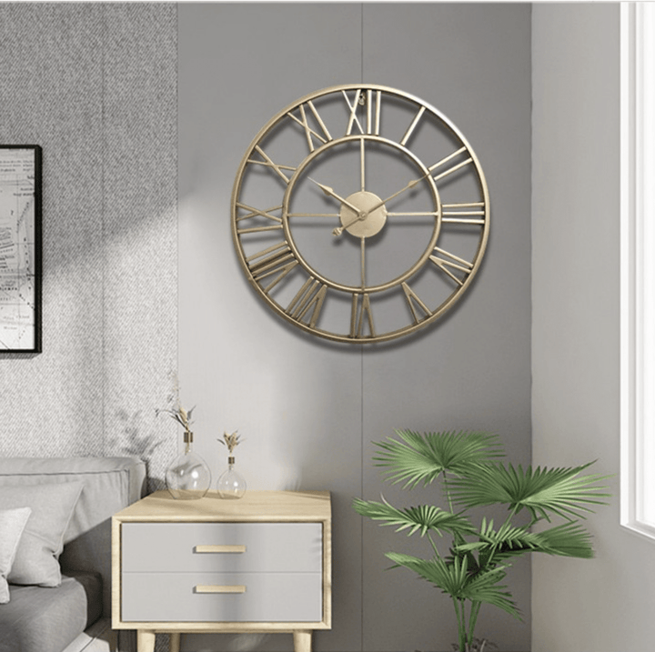 Skanto | TIMEMESH – Skeleton veggklokke med stille, ikke-tikkende mekanisme